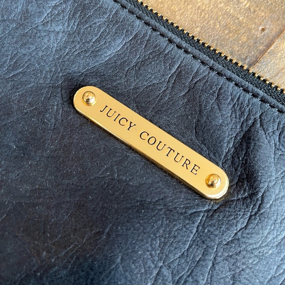 Juicy Couture wristlet - Picture 4 of 5